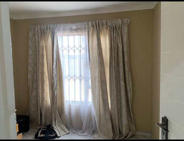 3 BEDROOM HOUSE FOR SALE IN VANDERBIJLPARK CE 4
